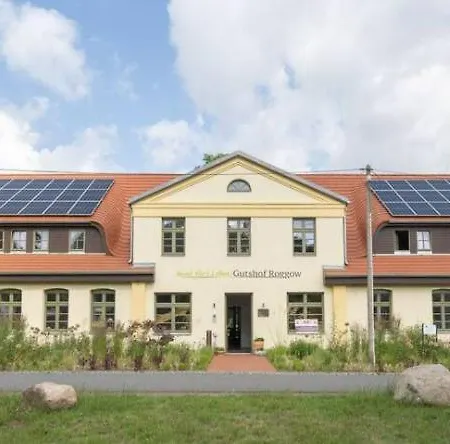 - Barrierefrei - Im Sanierten Gutshof Apartmán *