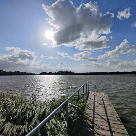 - Barrierefrei - Im Sanierten Gutshof Apartament Lalendorf