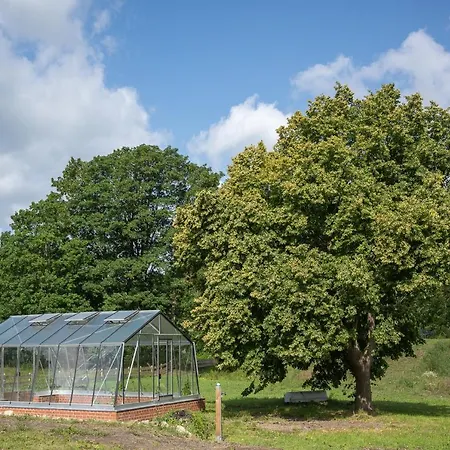Apartament - Barrierefrei - Im Sanierten Gutshof *