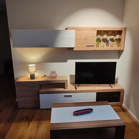 Apartament - Barrierefrei - Im Sanierten Gutshof