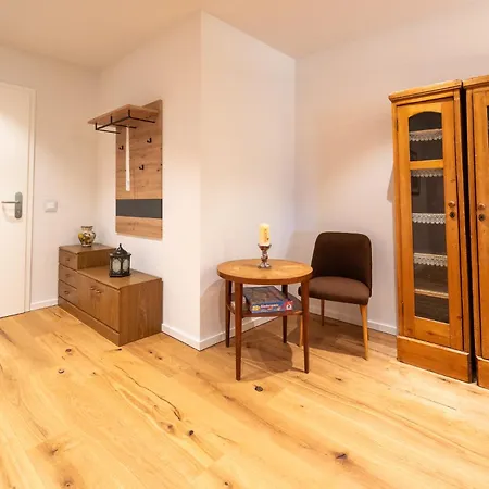 - Barrierefrei - Im Sanierten Gutshof * Lalendorf