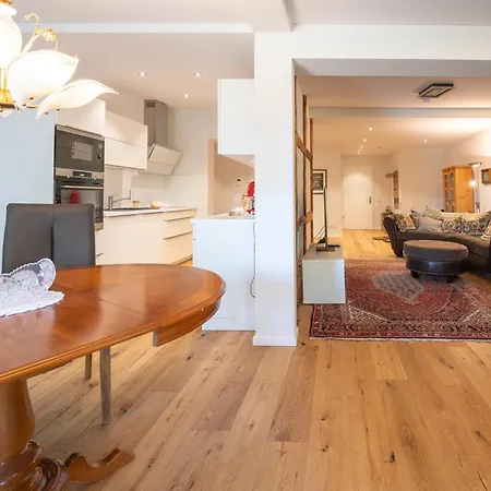 Apartmán - Barrierefrei - Im Sanierten Gutshof *