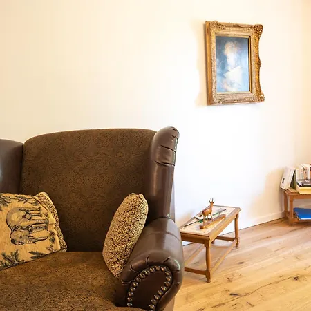 - Barrierefrei - Im Sanierten Gutshof Apartament