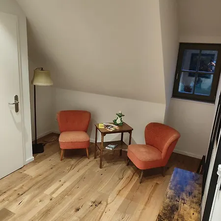 - Barrierefrei - Im Sanierten Gutshof Apartmán