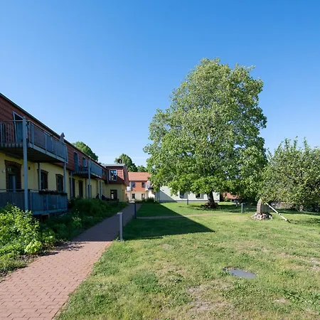 - Barrierefrei - Im Sanierten Gutshof Lejlighed Lalendorf