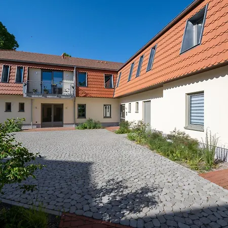 Apartament - Barrierefrei - Im Sanierten Gutshof