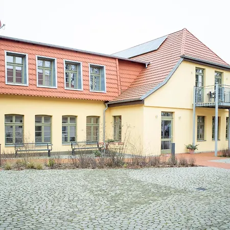 Lejlighed - Barrierefrei - Im Sanierten Gutshof Lalendorf