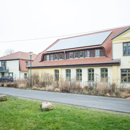 - Barrierefrei - Im Sanierten Gutshof * Lalendorf