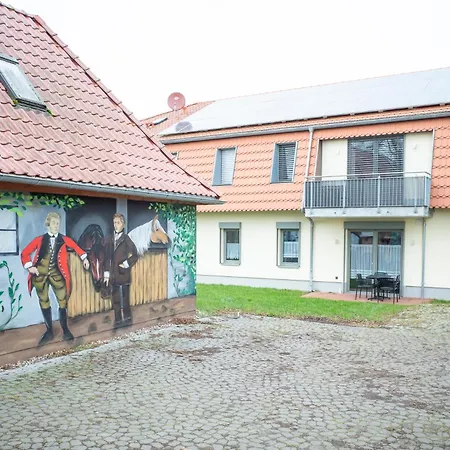 - Barrierefrei - Im Sanierten Gutshof * Lalendorf