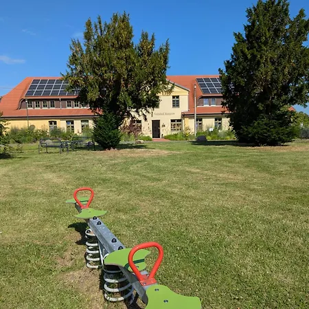 Apartmán - Barrierefrei - Im Sanierten Gutshof Lalendorf