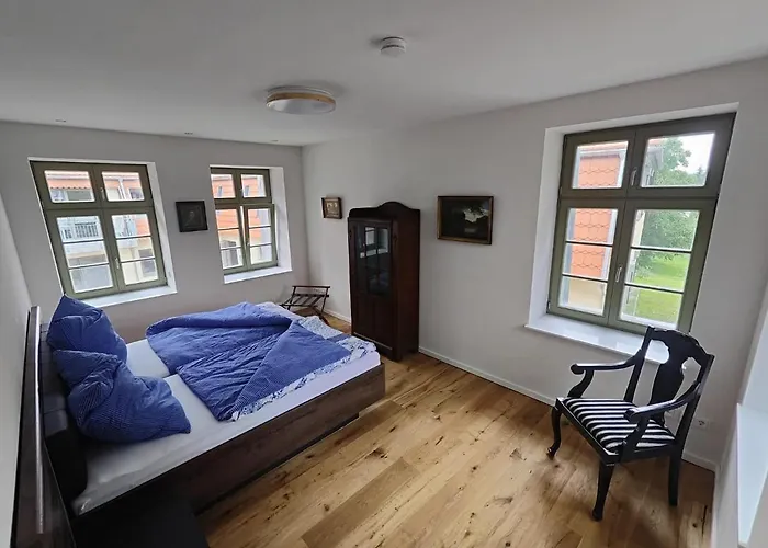 Apartment - Barrierefrei - Im Sanierten Gutshof Lalendorf