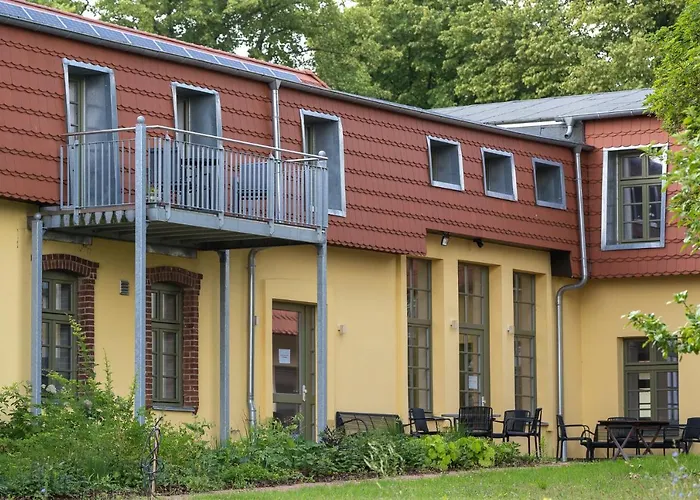 - Barrierefrei - Im Sanierten Gutshof * Lalendorf