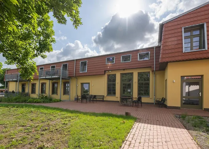 Apartment - Barrierefrei - Im Sanierten Gutshof