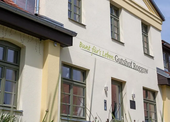 - Barrierefrei - Im Sanierten Gutshof Apartment *