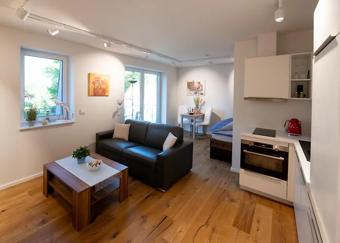 - Barrierefrei - Im Sanierten Gutshof Apartment *