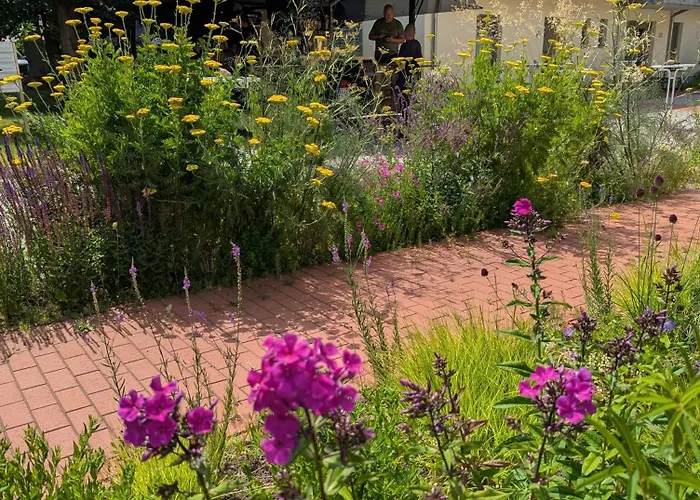 Apartment - Barrierefrei - Im Sanierten Gutshof *